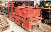 礦用井下電機(jī)車(chē)的駕駛室如何進(jìn)行日常維護(hù)？